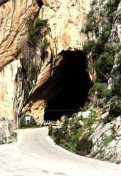 Grotta di San Giovanni: monumento naturale